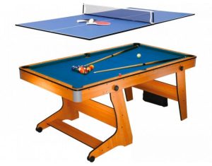 Table billard en bois clair avec tapis bleu, il y a le plateau de Ping-Pong légèrement au dessus pour montrer l'option. 