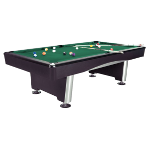 Billard noir avec un tapis vert, tous les accessoires sont sur le tapis de jeu. 